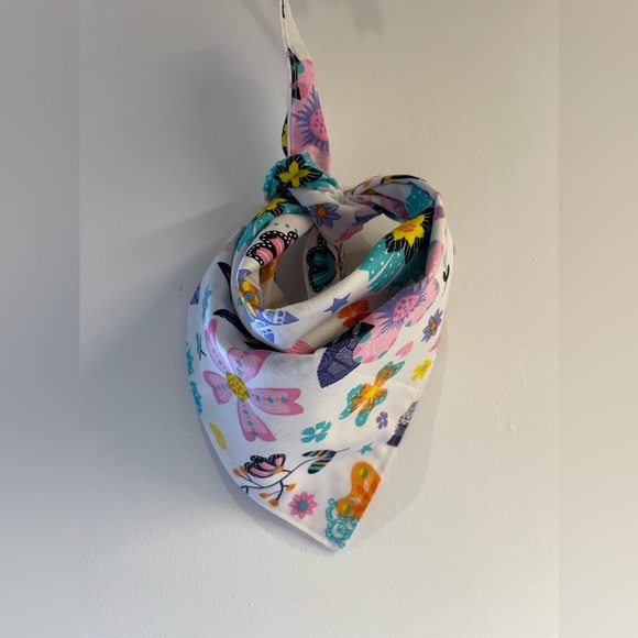 HANDMADE DOG BANDANA - Picture 1 of 3